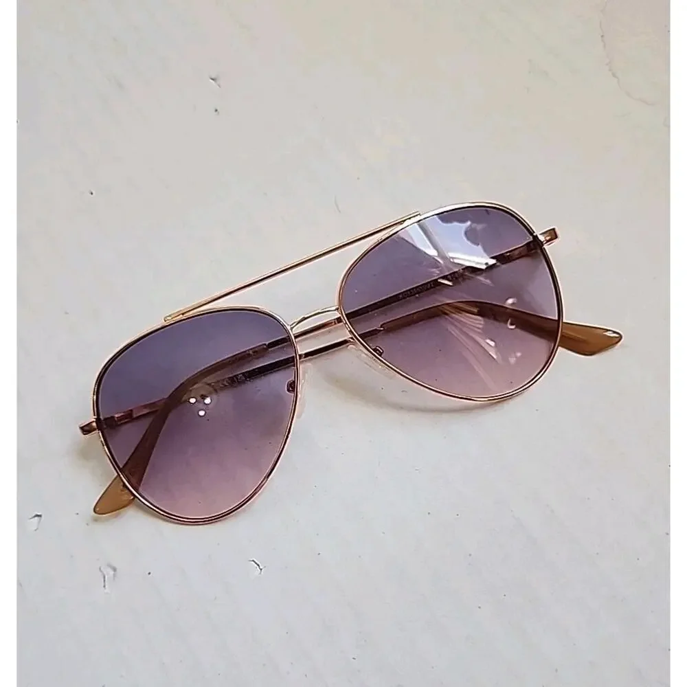 Kenneth Cole Reaction Mens Sunglass Gold Metal Aviator, Gradient Lens KC1386 28T